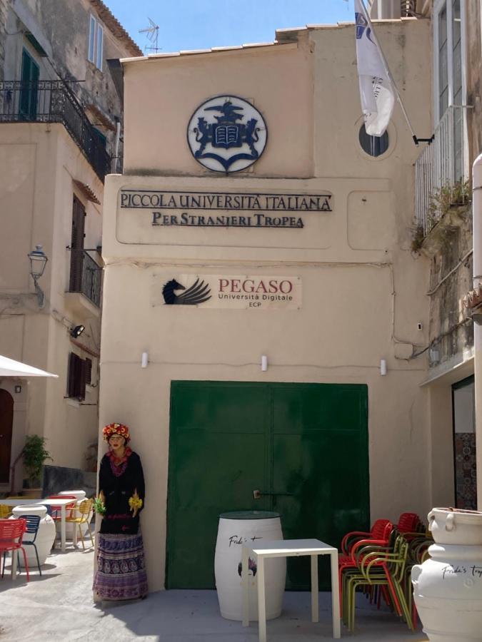 Domus Luxury Tropea Apartment Exterior photo